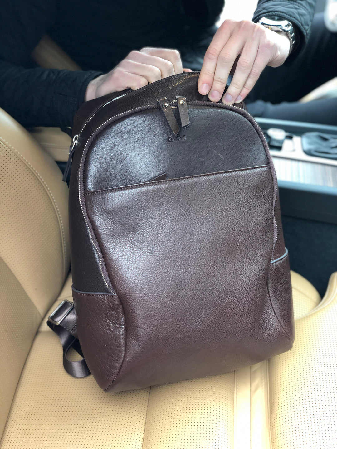 Voyager Leather Backpack - Brown