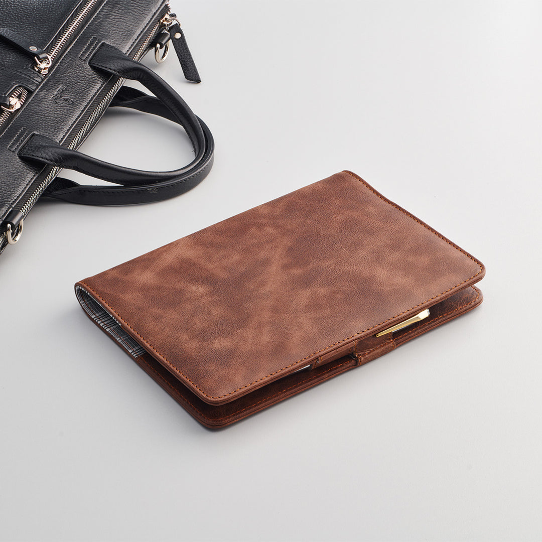 Alvin - Leather Notebook Sleeve A5 - Brown
