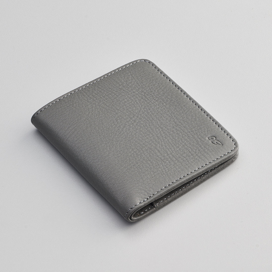 Matteo Bifold Classic Leather Wallet - Gray